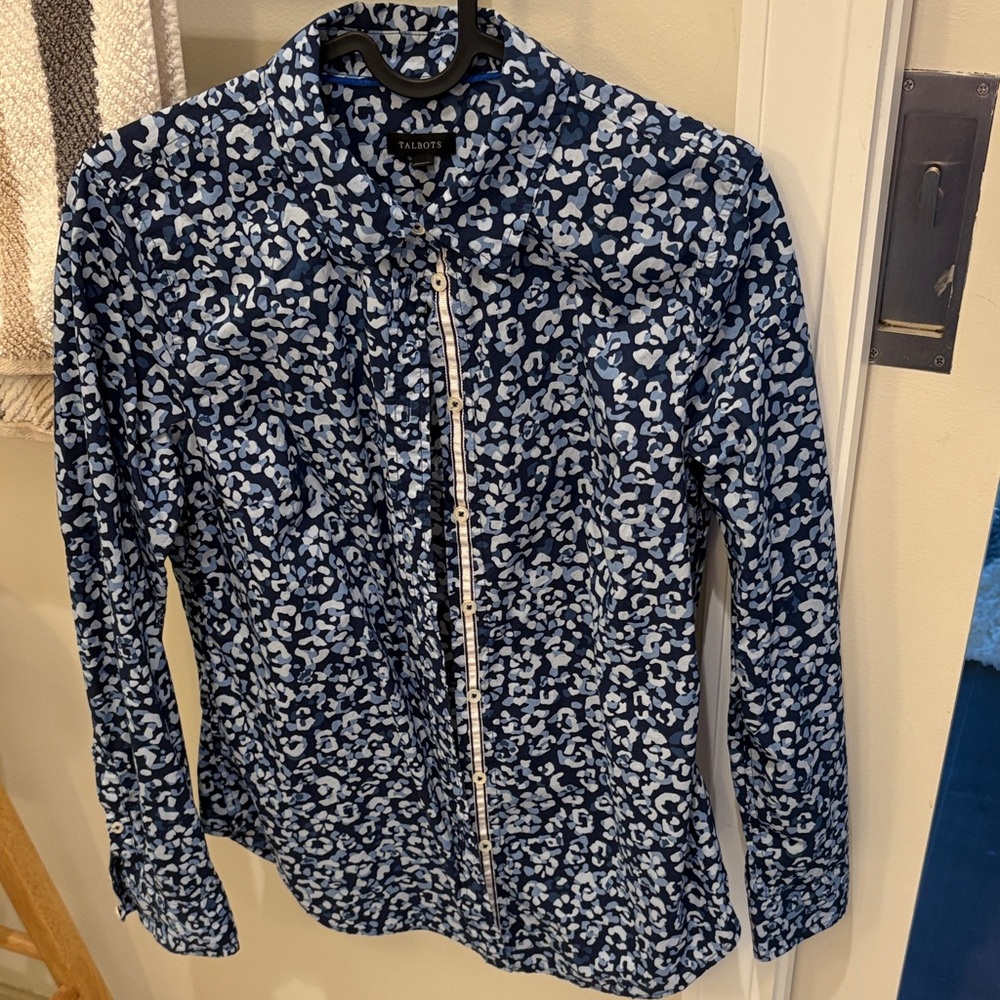Talbots Navy and White Patterned Blouse